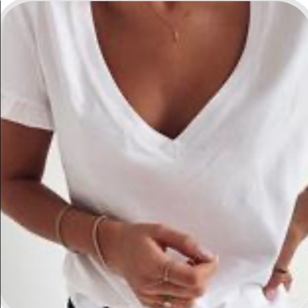 V-Neck Ruffled Short Sleeve T-Shirt -NEVER WORN